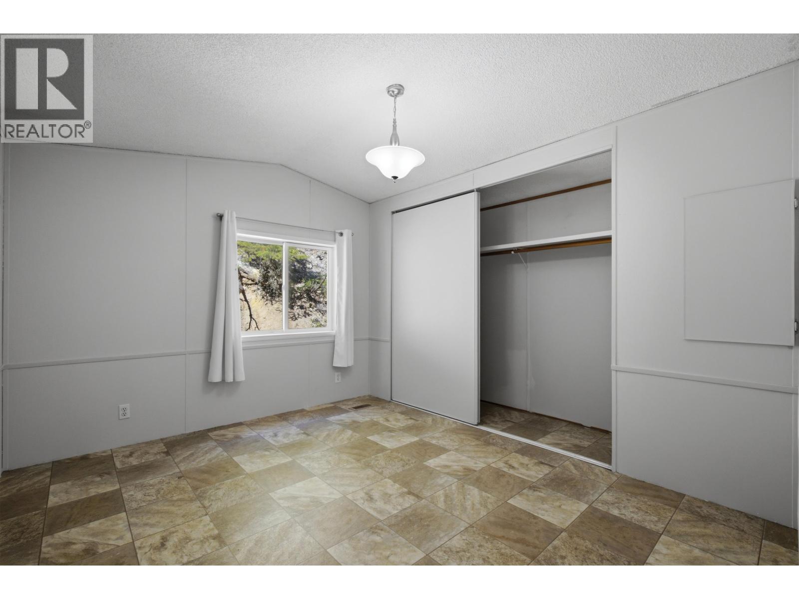 #22 803 HODGSON ROAD - 8