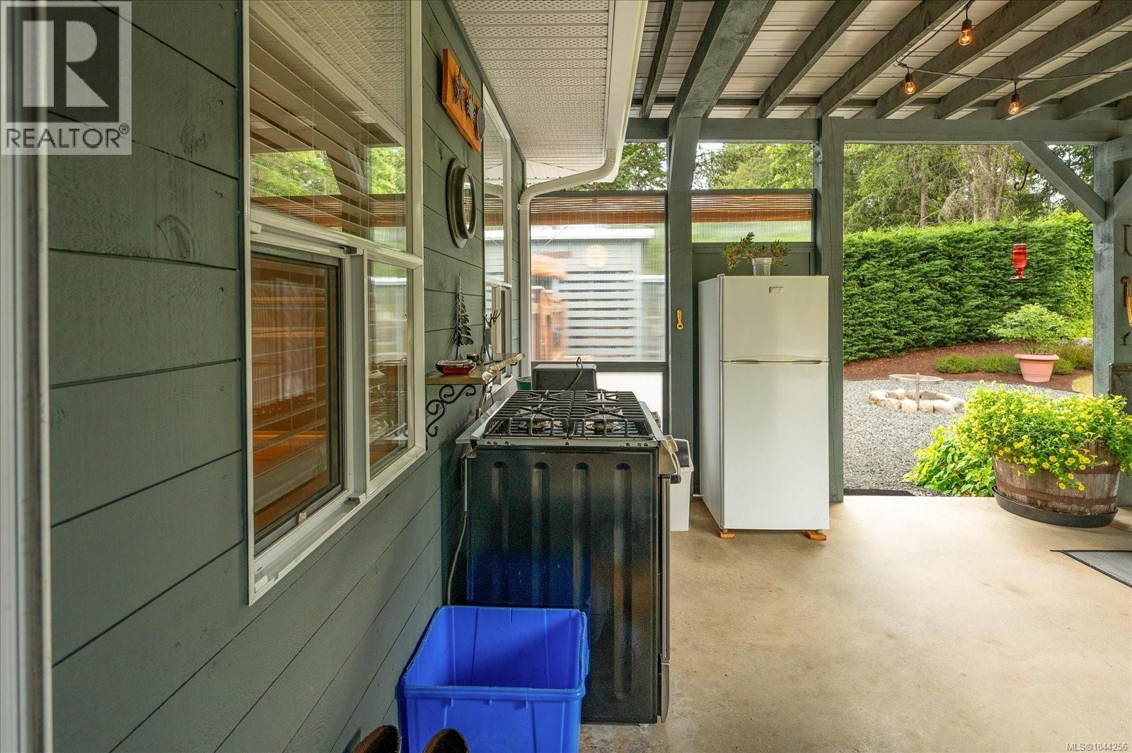 280 Butler Ave - 23