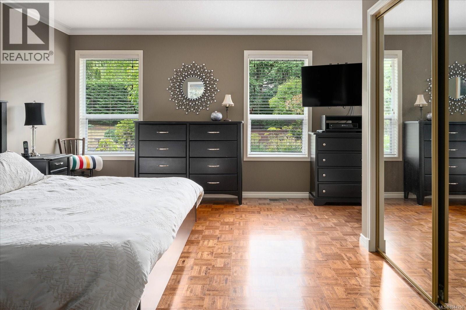 280 Butler Ave - 30