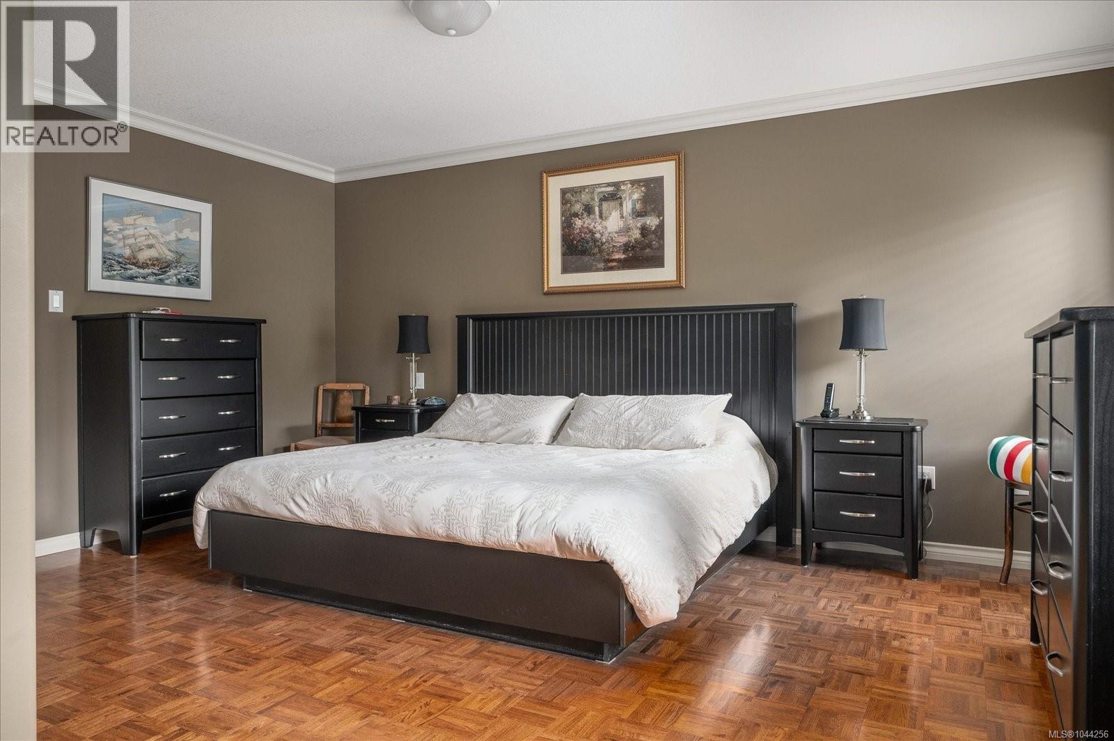 280 Butler Ave - 31
