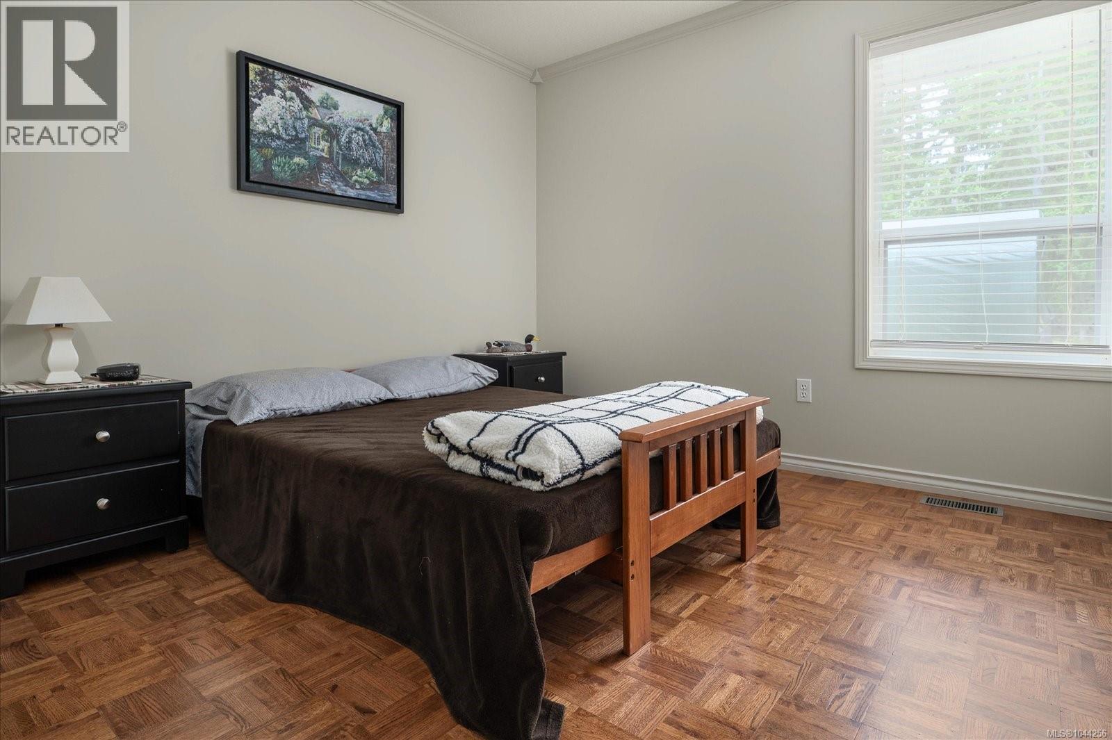 280 Butler Ave - 35
