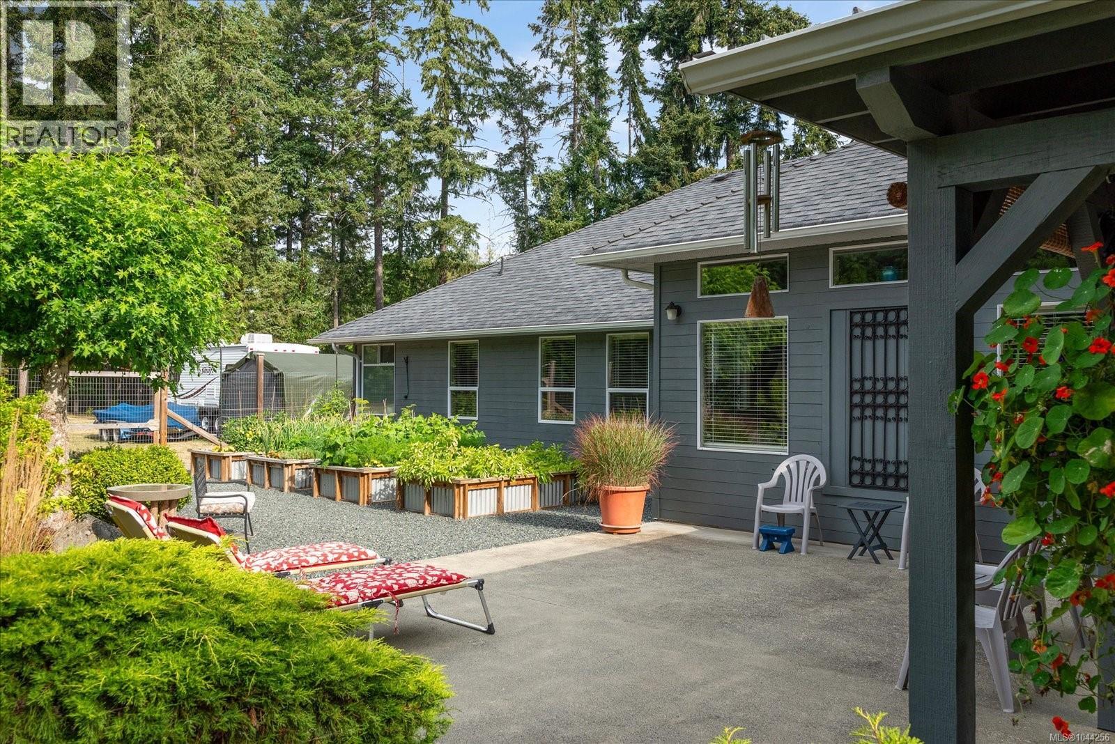 280 Butler Ave - 44