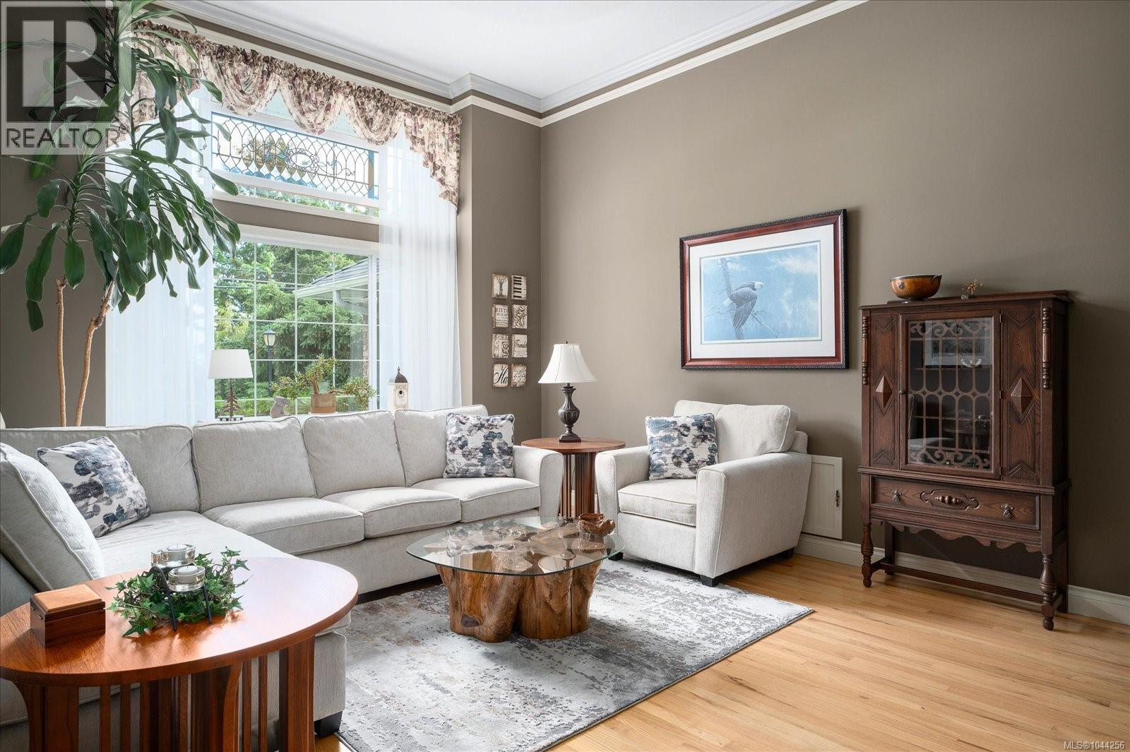 280 Butler Ave - 8