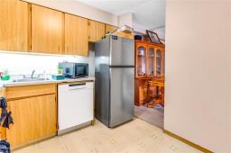 2310 1048 Bairdmore Boulevard, Winnipeg, MB R3T5J7 Photo 11
