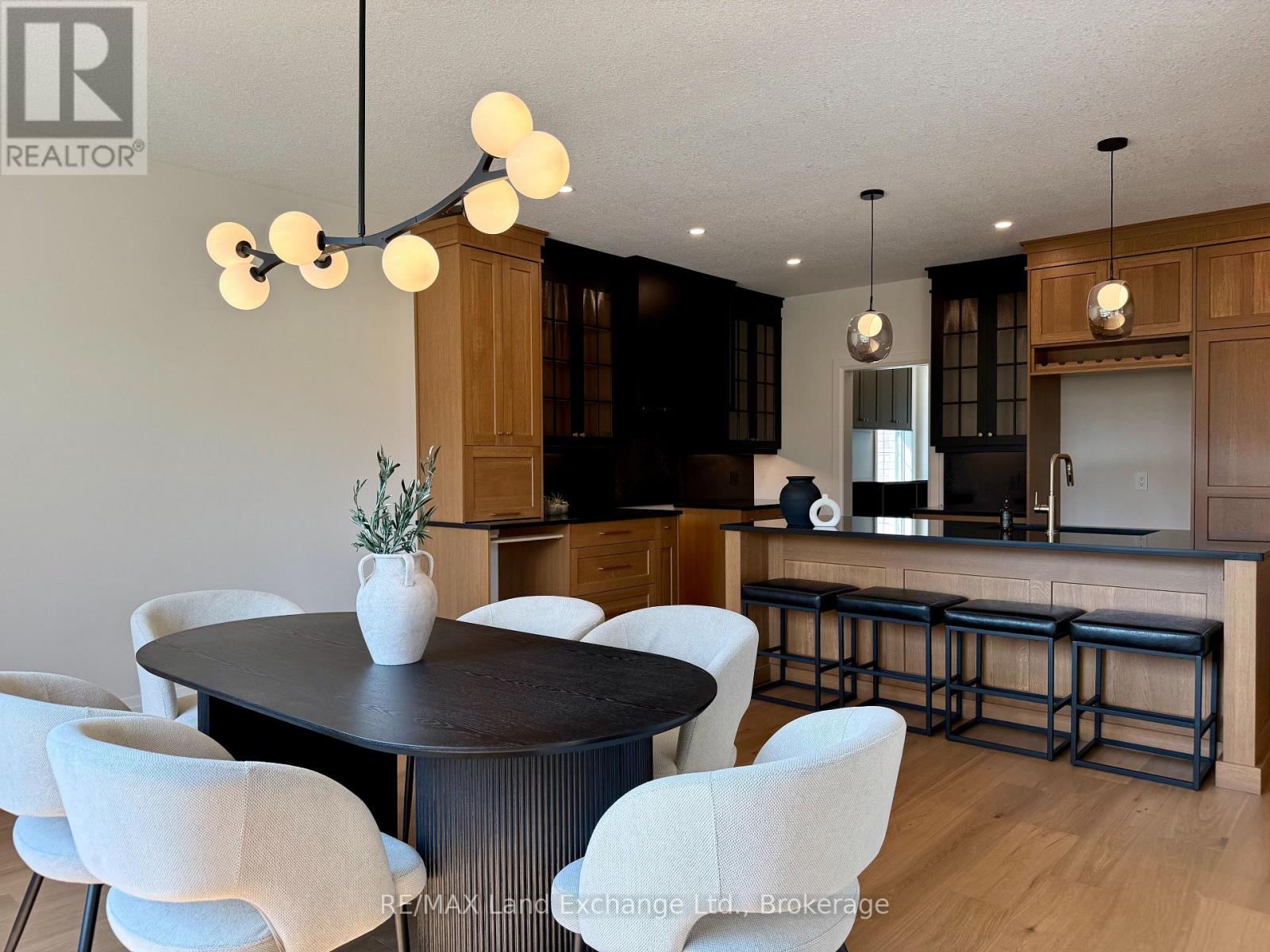 926 BOGDANOVIC WAY - 12