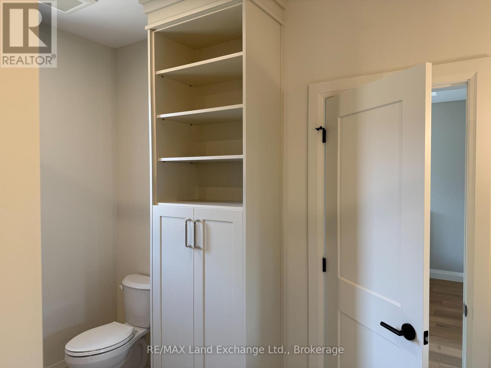 926 BOGDANOVIC WAY - 24