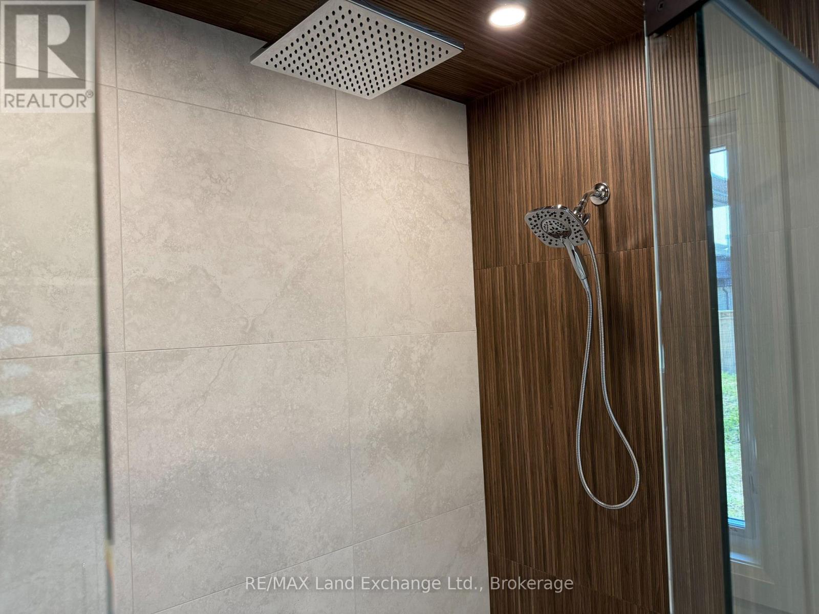 926 BOGDANOVIC WAY - 27