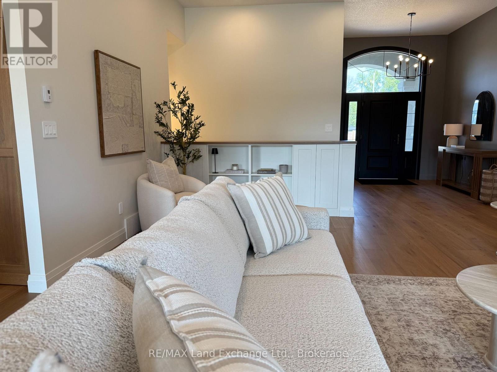 926 BOGDANOVIC WAY - 8