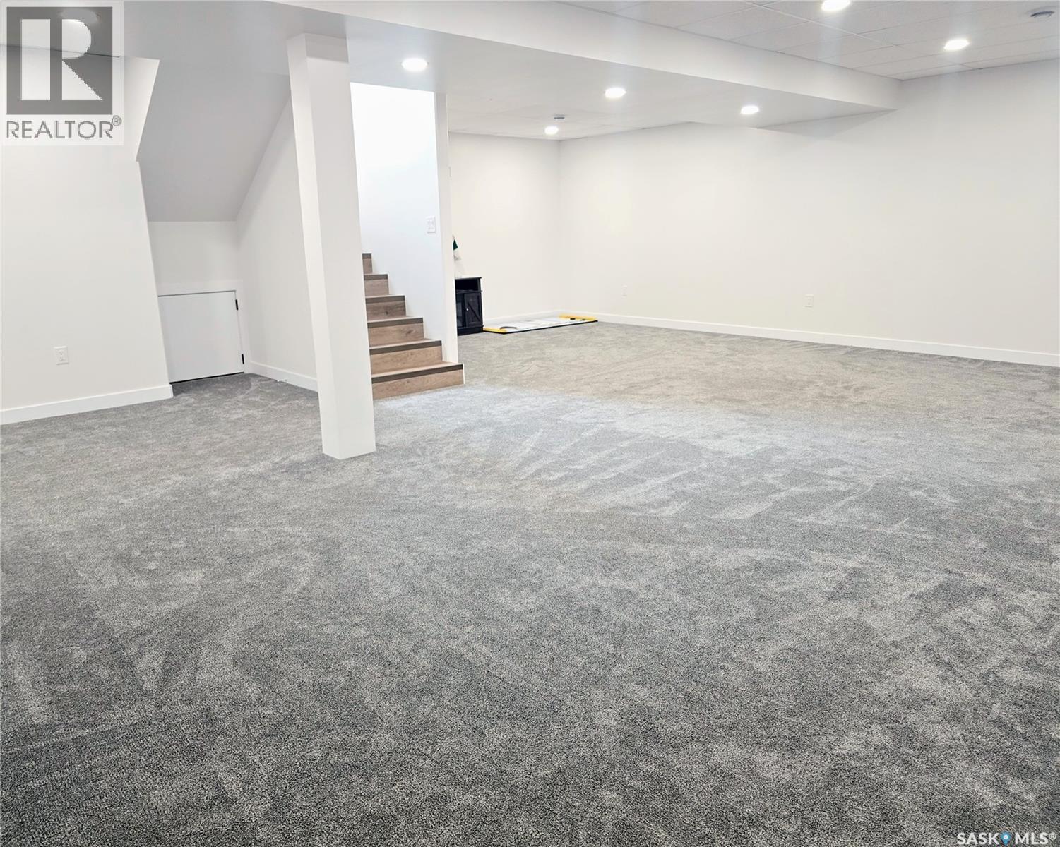 8 George Drive - Image 34