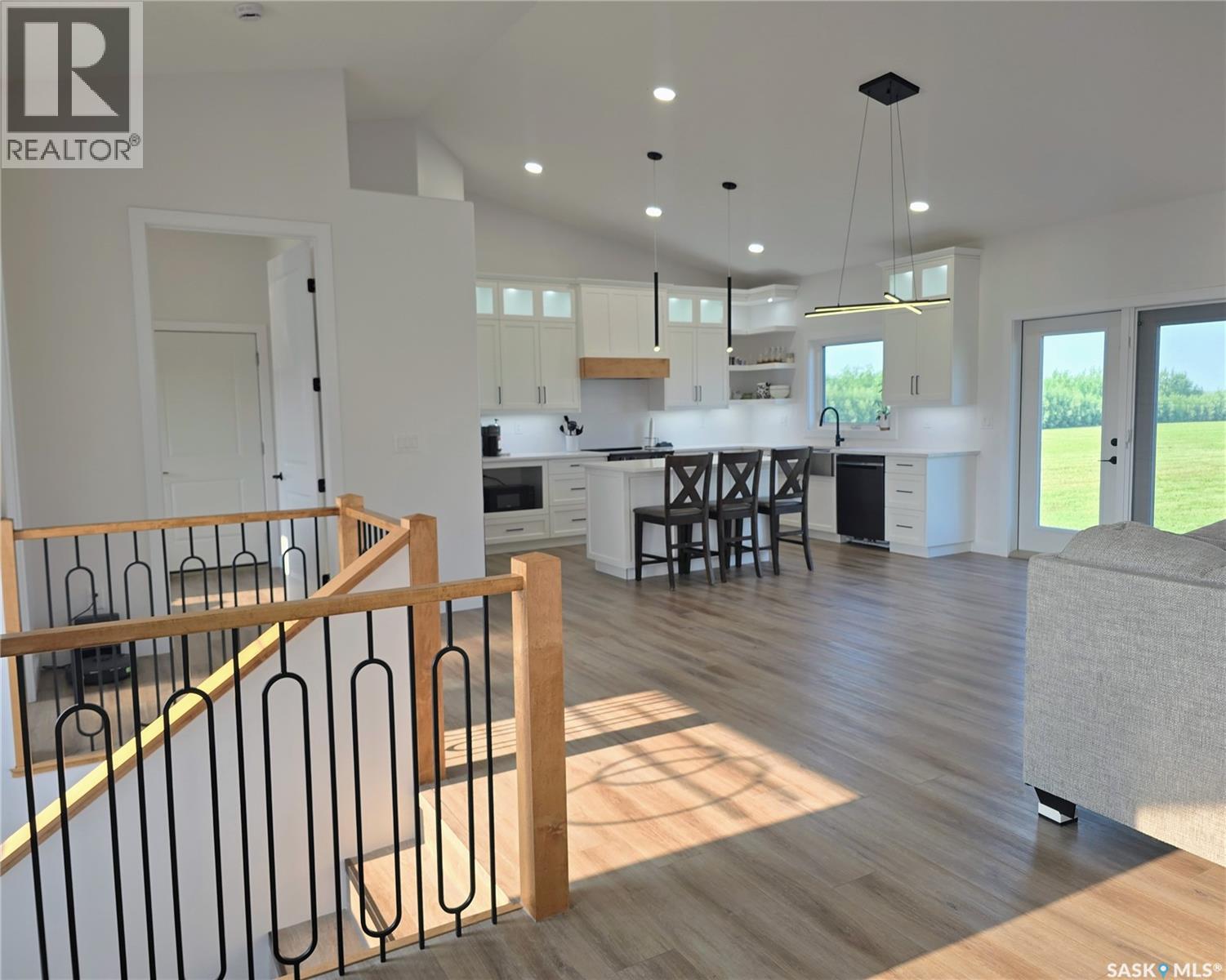 8 George Drive - Image 5