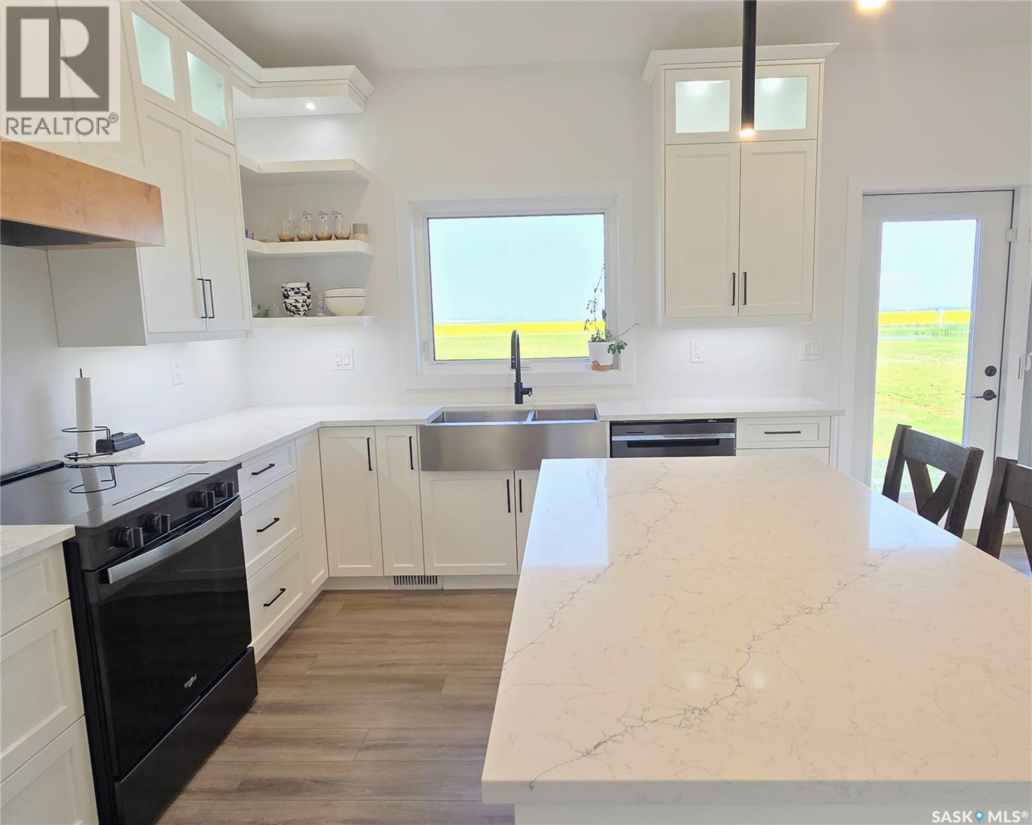 8 George Drive - Image 7