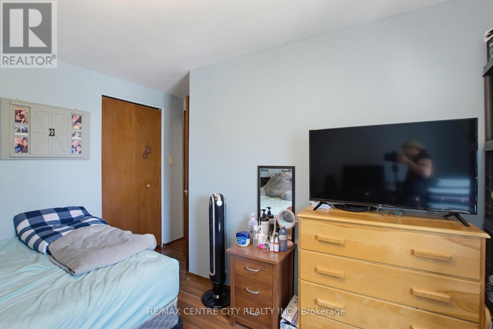 581 DEVERON CRESCENT - 29