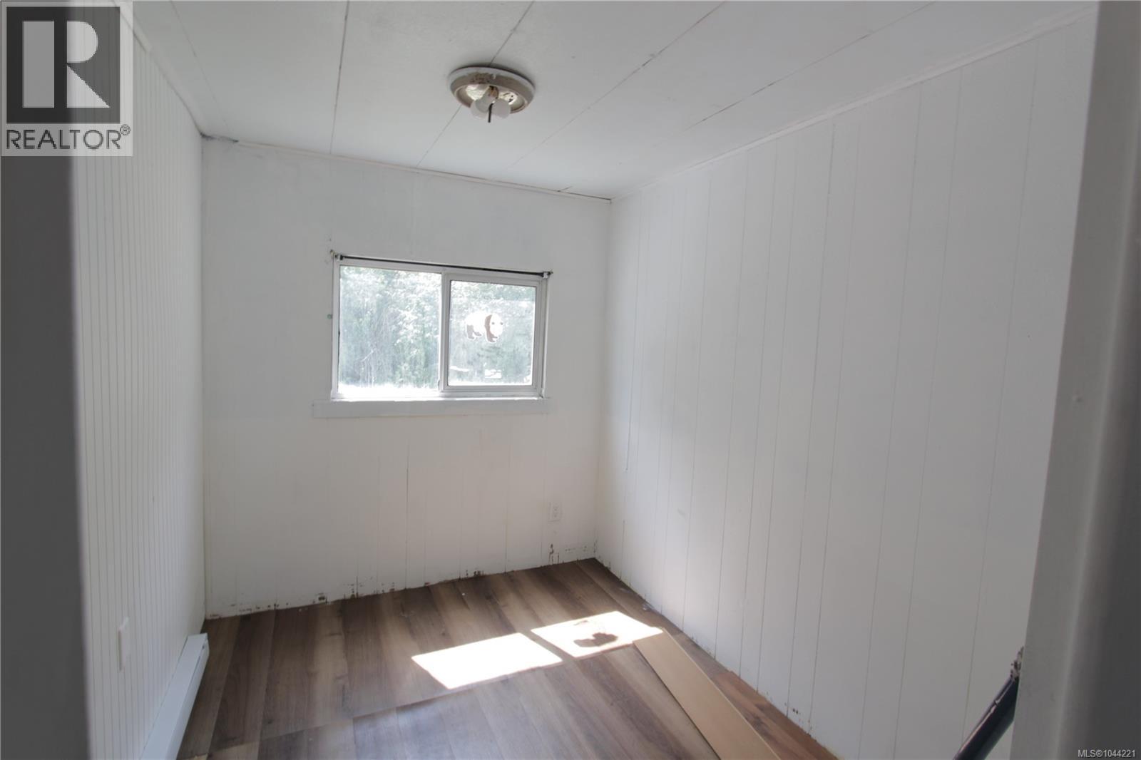 #31 1050 Bowlby Rd - Image 7