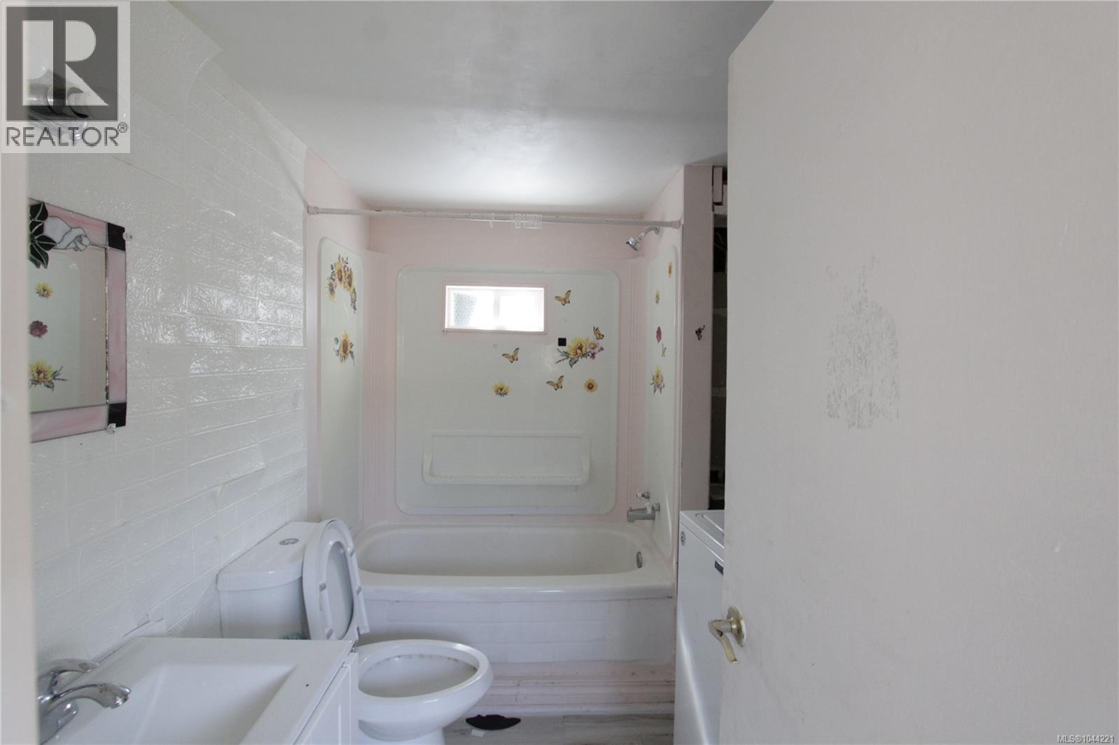 #31 1050 Bowlby Rd - Image 8