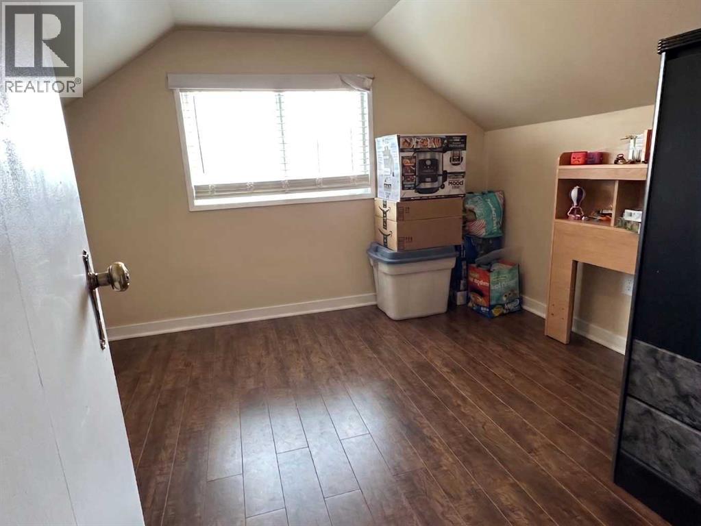8017 22 Avenue - Image 10