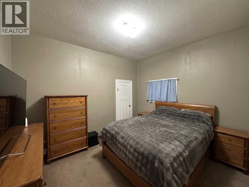 8017 22 Avenue - Image 5