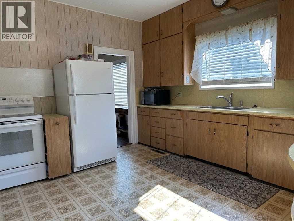 8017 22 Avenue - Image 3