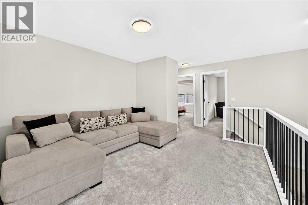 427 Kinniburgh Loop - 21