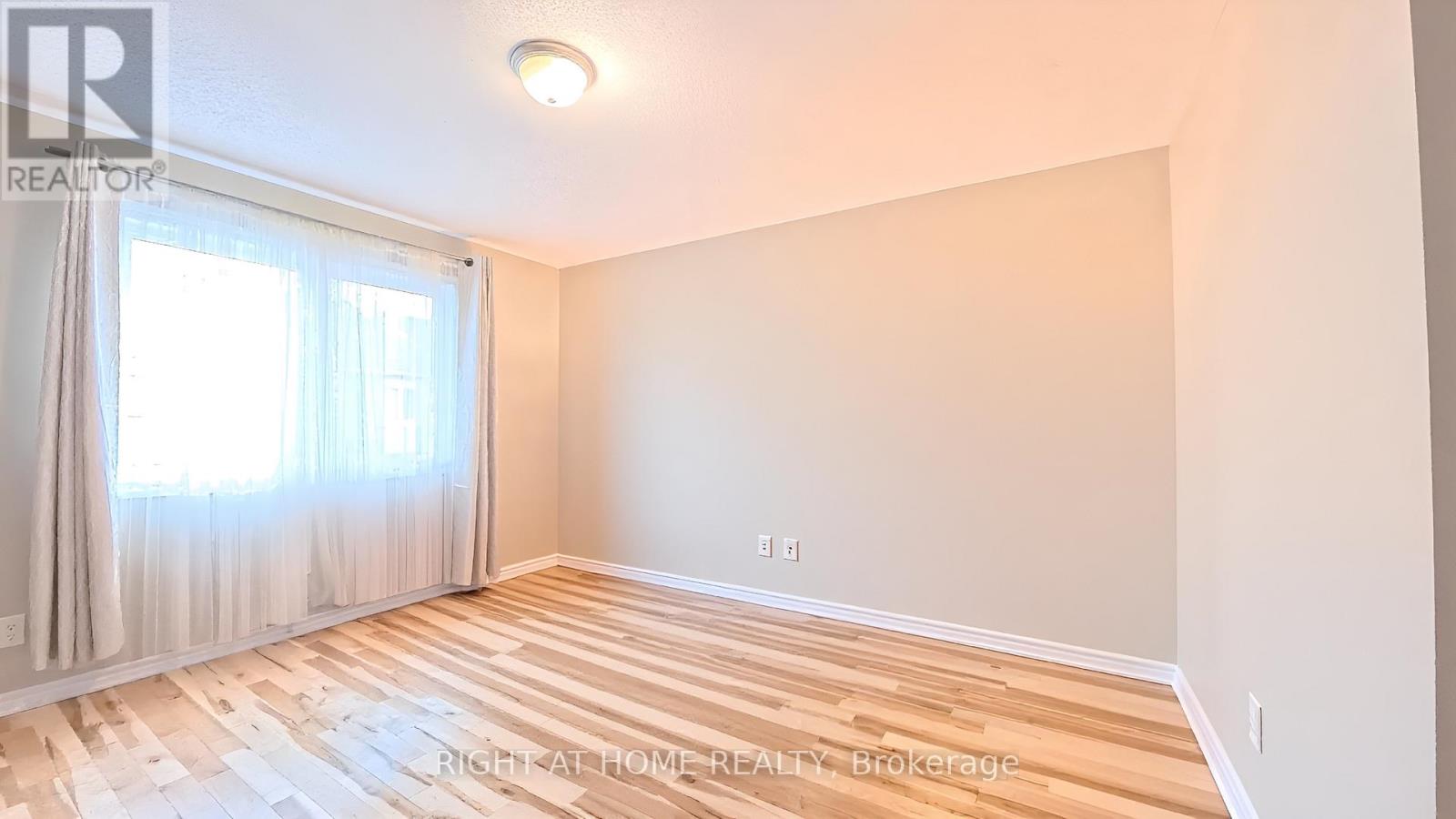 3 Bed, 3 Bath House for Sale in Ottawa – 566 DUNDONALD DRIVE, Ottawa – MLS# X13607080 - Image 38