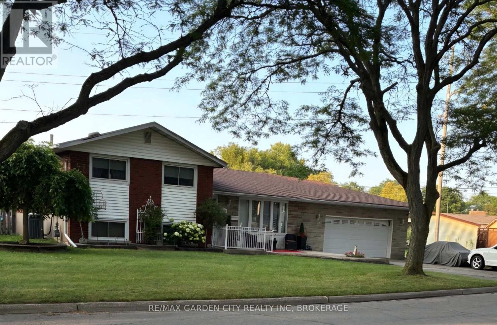 8842 ROOSEVELT STREET - 1