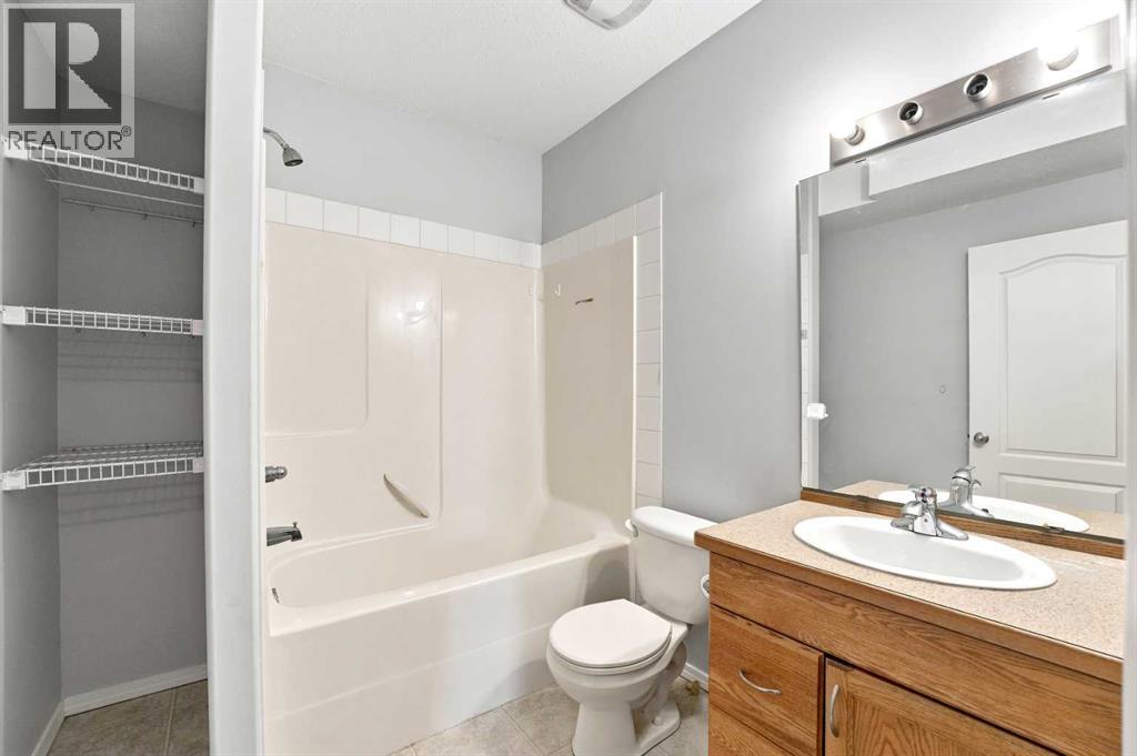 #A 1205 Fleming Avenue - 11