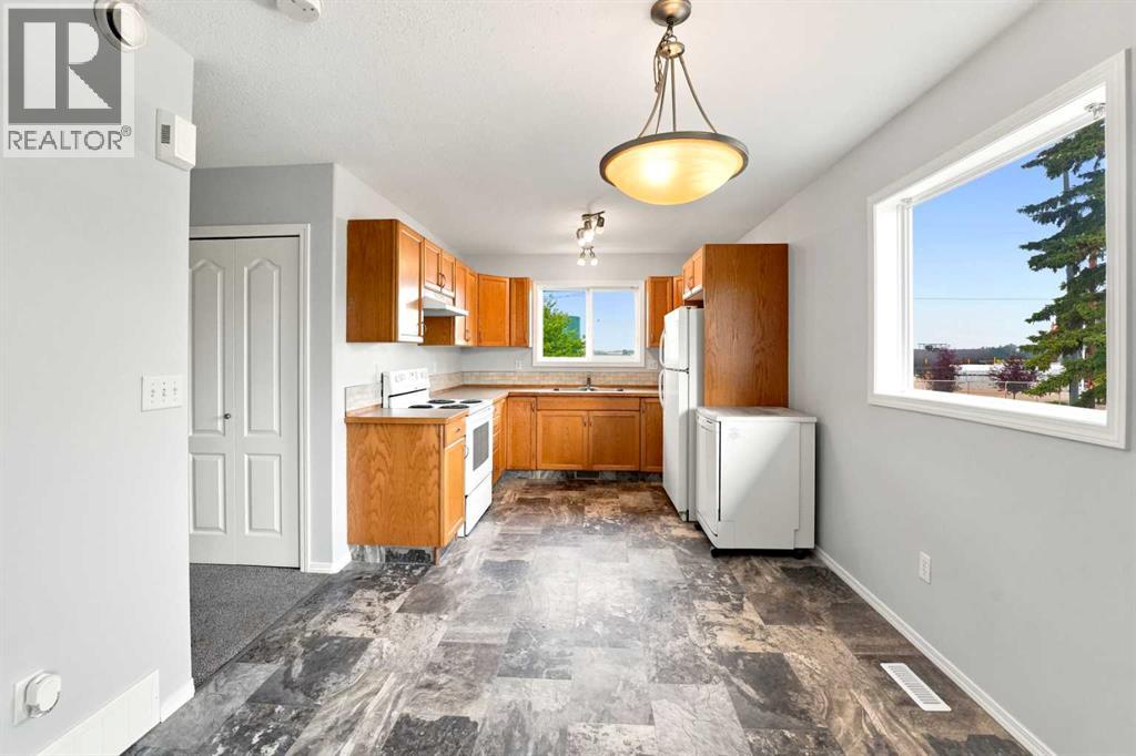 #A 1205 Fleming Avenue - Image 4