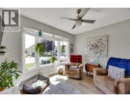16 Hawkins Crescent, Tillsonburg, ON N4G5K7 Photo 14