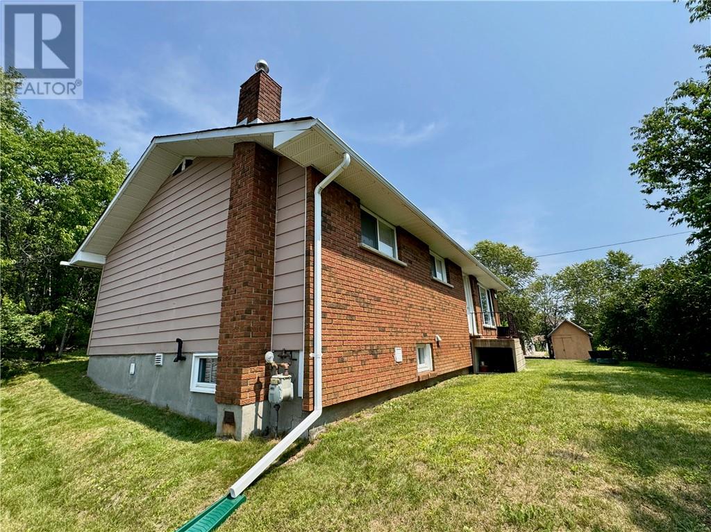 316 Allan Street - 3