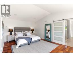 2090 Bennett Road, Kelowna, BC V1V2C2 Photo 17