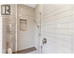 2090 Bennett Road, Kelowna, BC V1V2C2 Photo 21