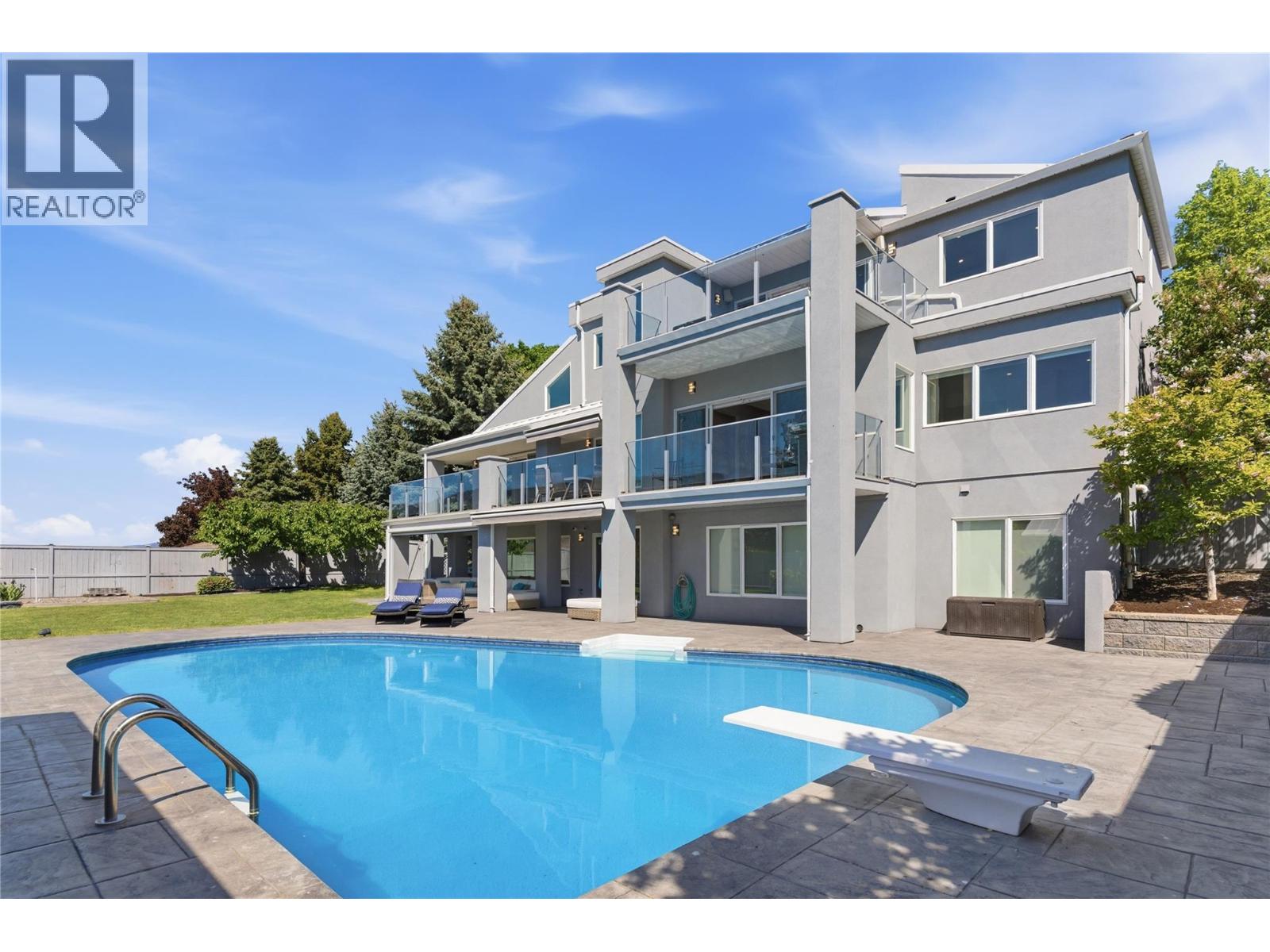 2090 Bennett Road - 2