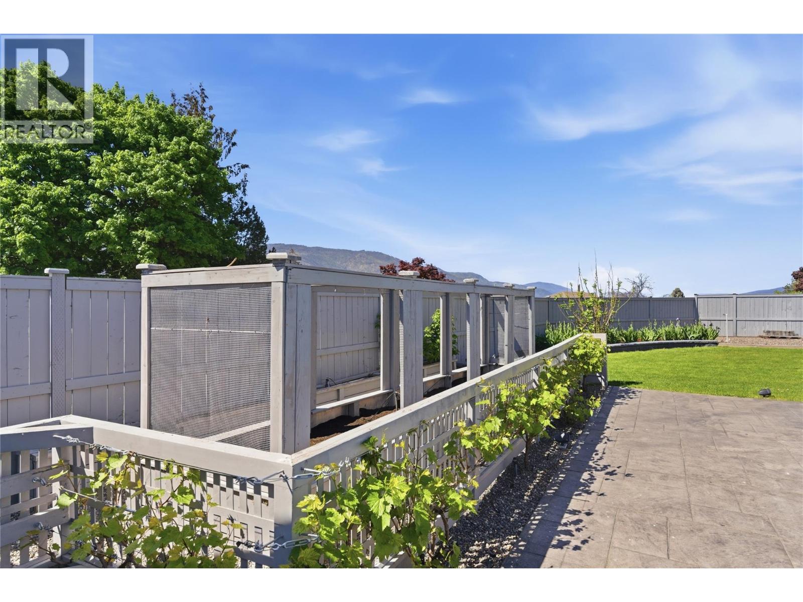 2090 Bennett Road - 51