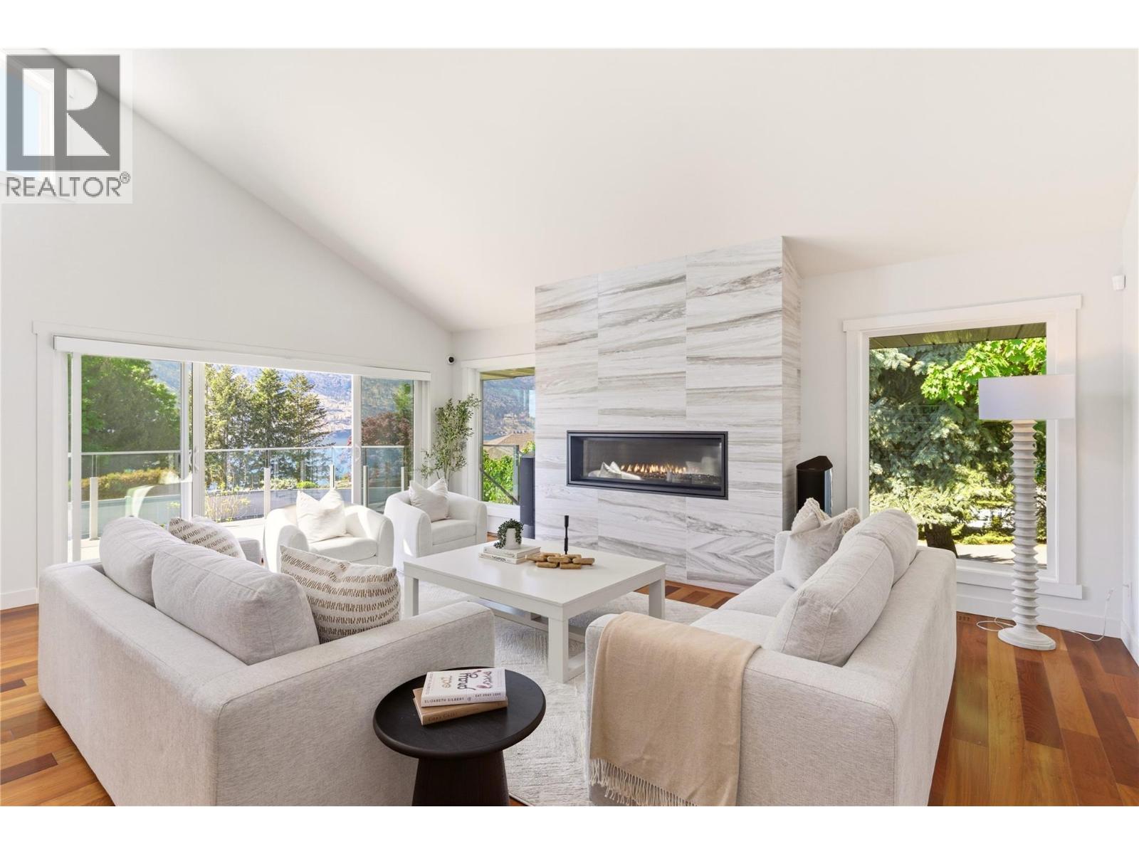 2090 Bennett Road - 5