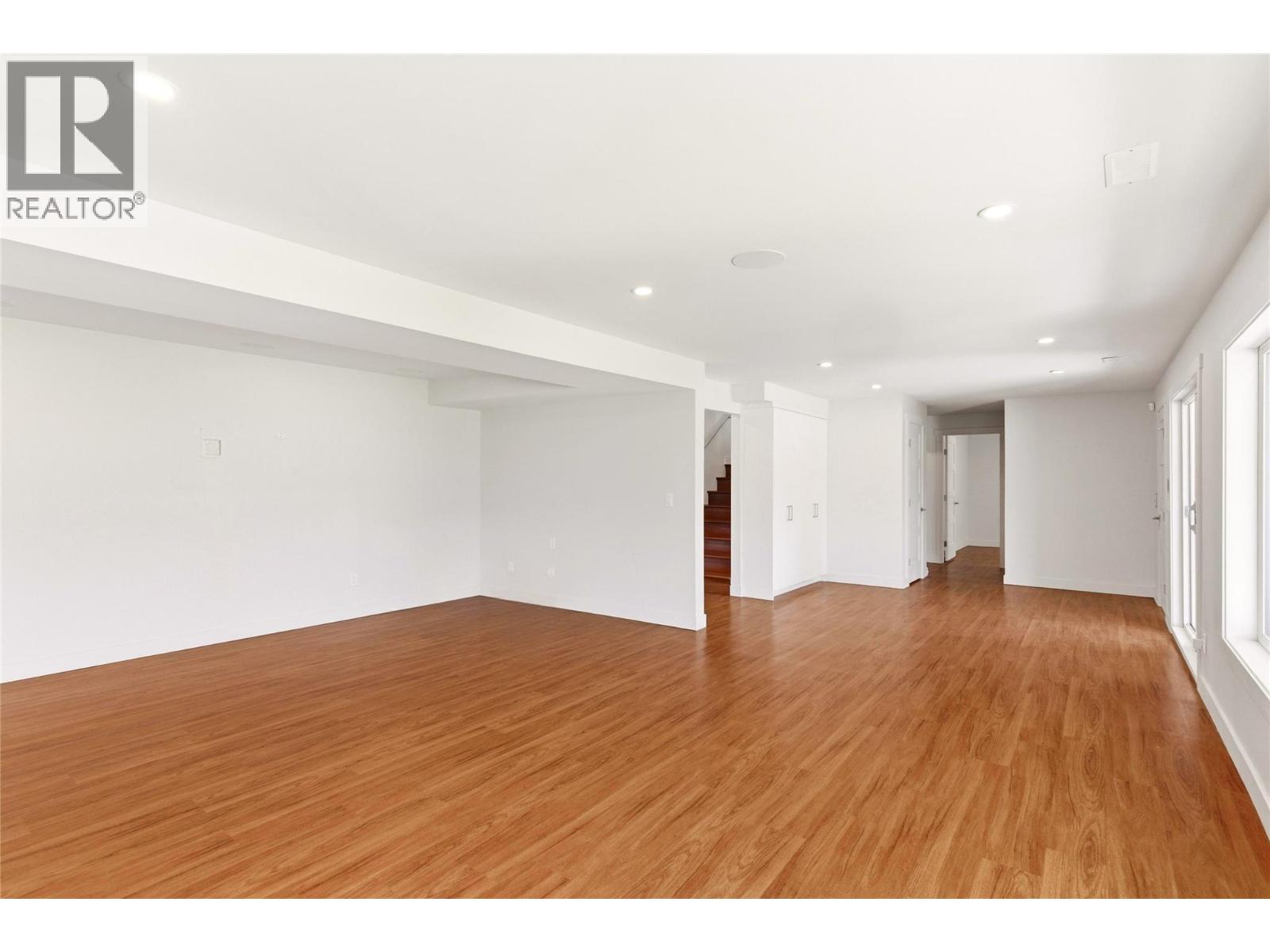 2090 Bennett Road - 39