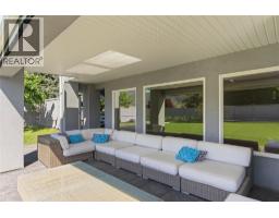2090 Bennett Road, Kelowna, BC V1V2C2 Photo 44
