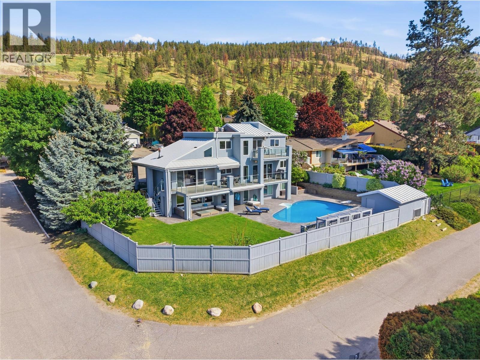  2090 Bennett Road, Kelowna