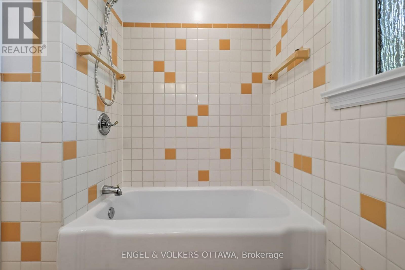 3 Bed, 1 Bath House for Rent in Ottawa – 1171 SHILLINGTON AVENUE, Ottawa – MLS# X13607090 - Image 23