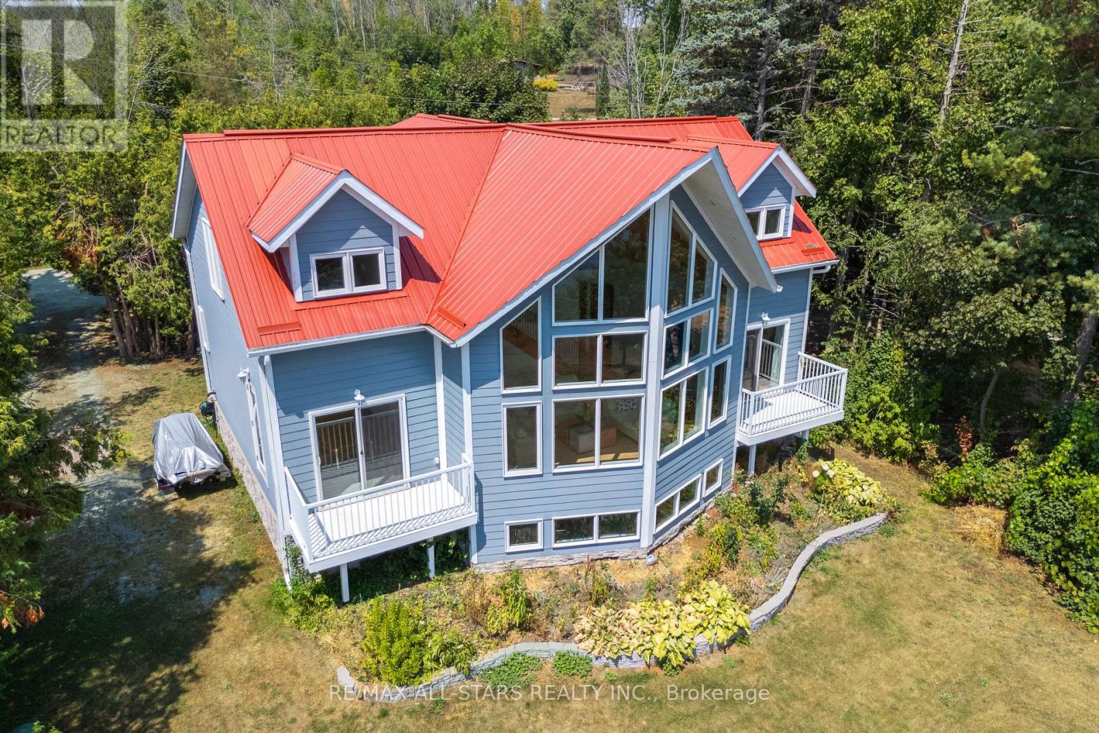 9 BRIAR STREET - 4