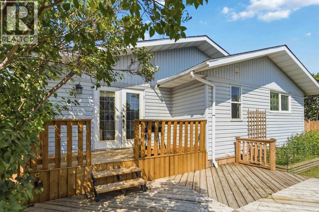125 Oaks Crescent - 34