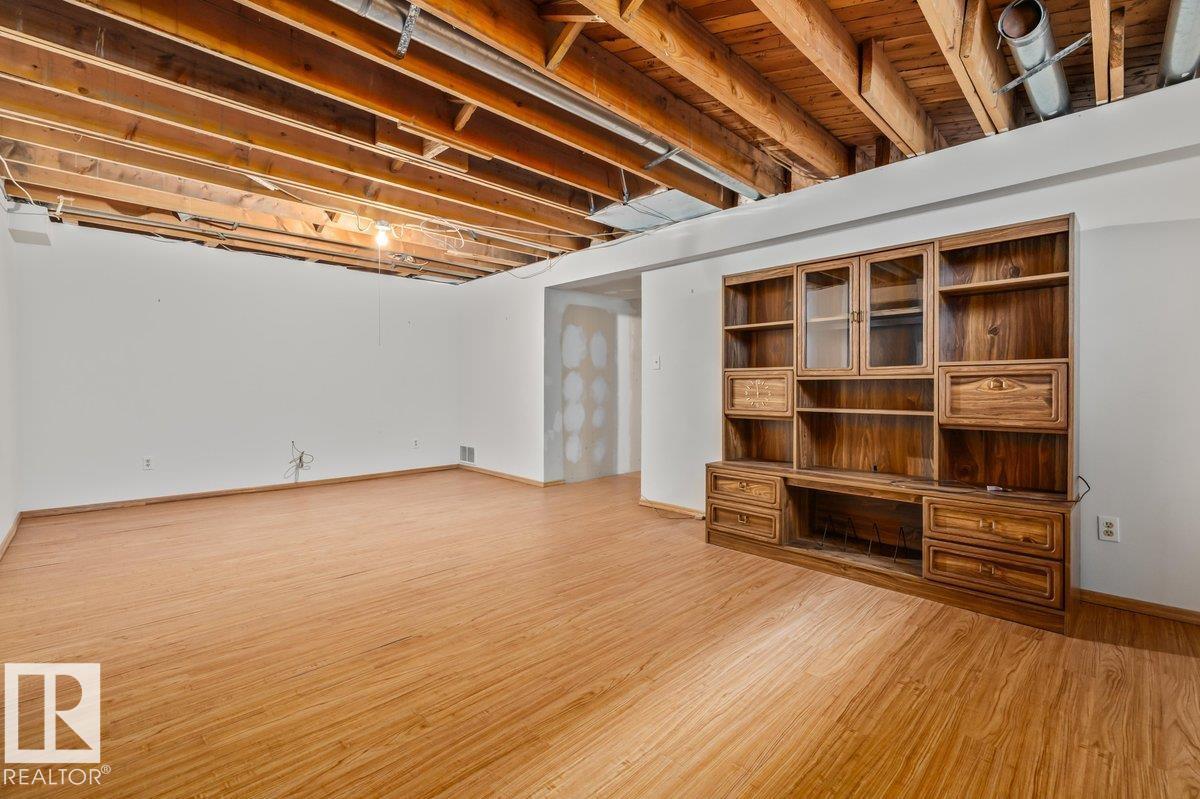 6708 31 AV NW - Image 28