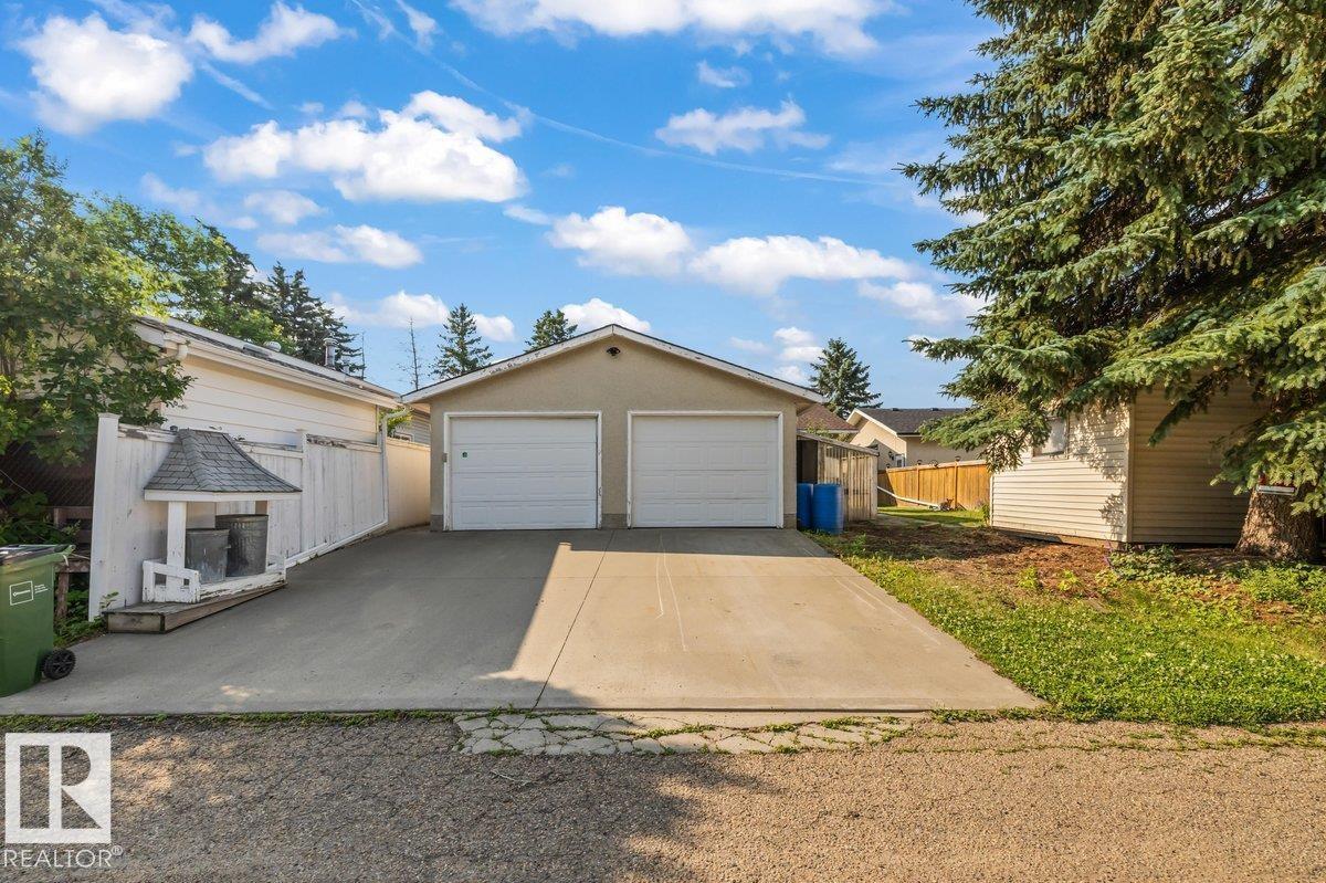 6708 31 AV NW - 33