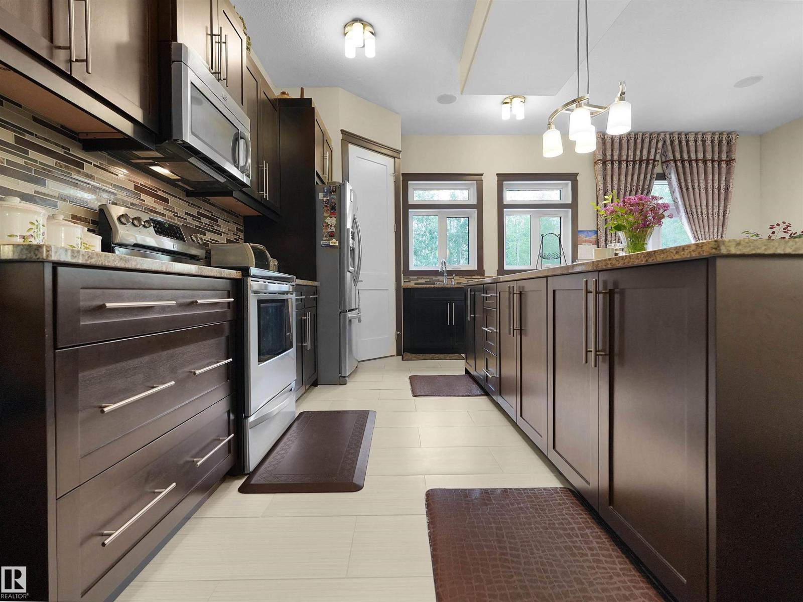 #128 462054 RGE ROAD 11 - 14