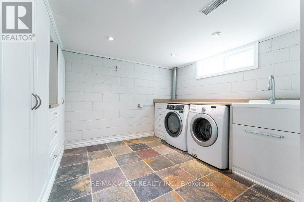 67 MAY AVENUE - 26