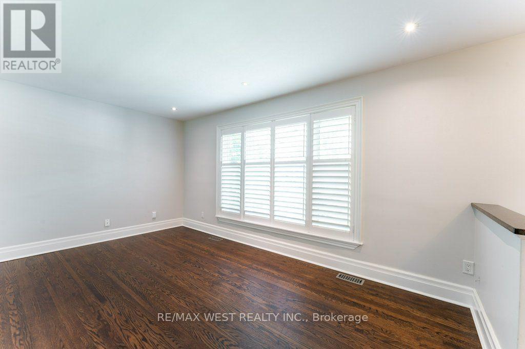 67 MAY AVENUE - 6