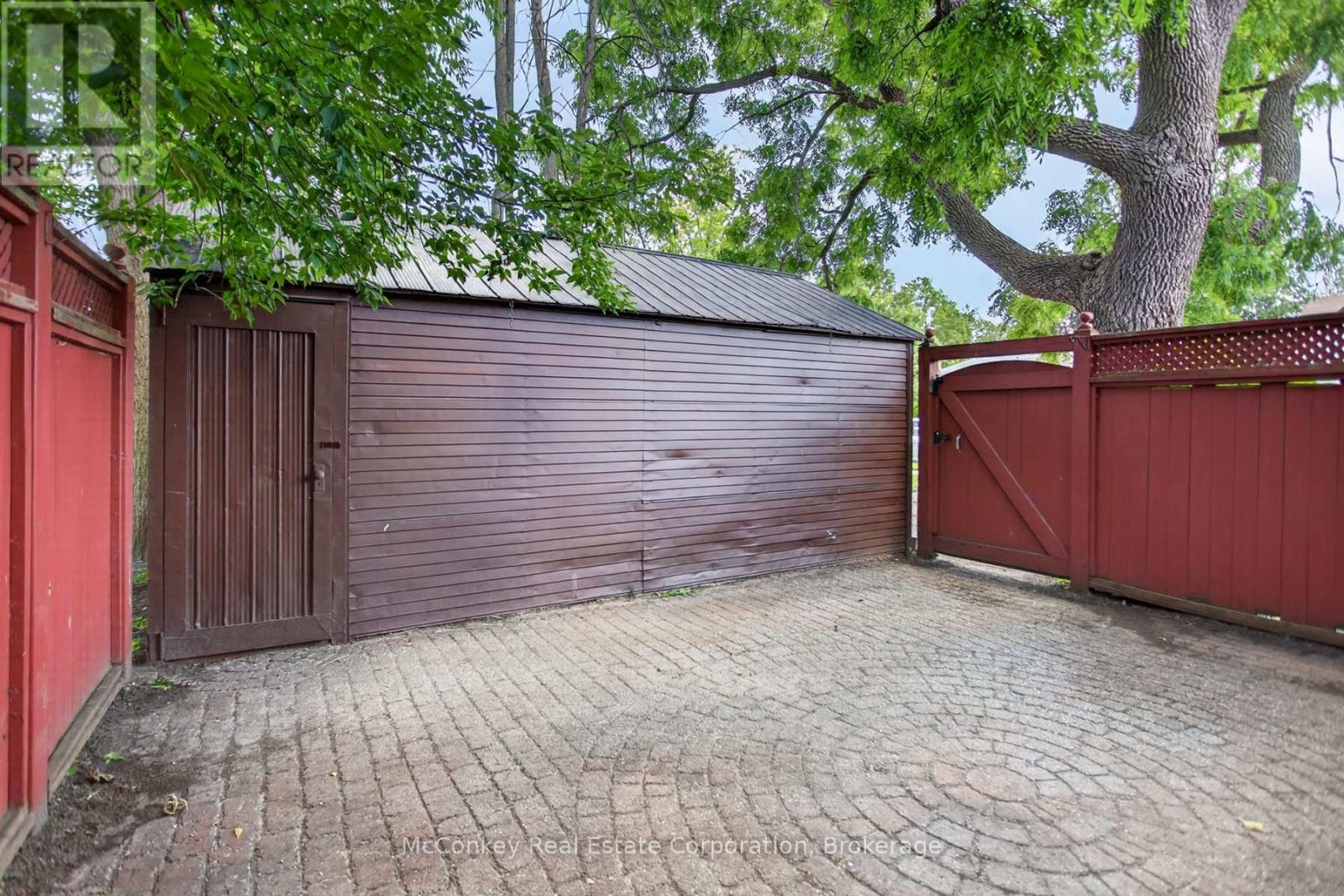 730 PARK STREET S - 40