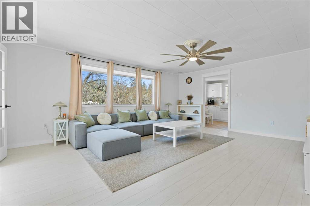 606 4 Street - Image 12
