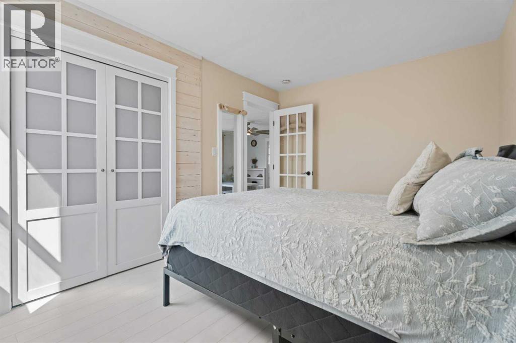 606 4 Street - Image 15