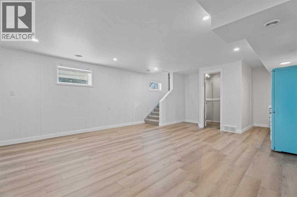 606 4 Street - Image 29