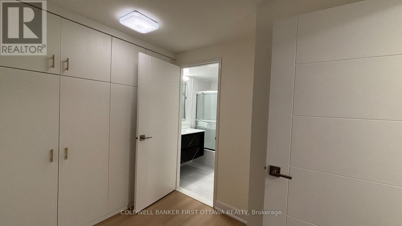 2 Bed, 2 Bath House for Rent in Ottawa – 1A – 142 WAVERLEY STREET, Ottawa – MLS# X13607128 - Image 14