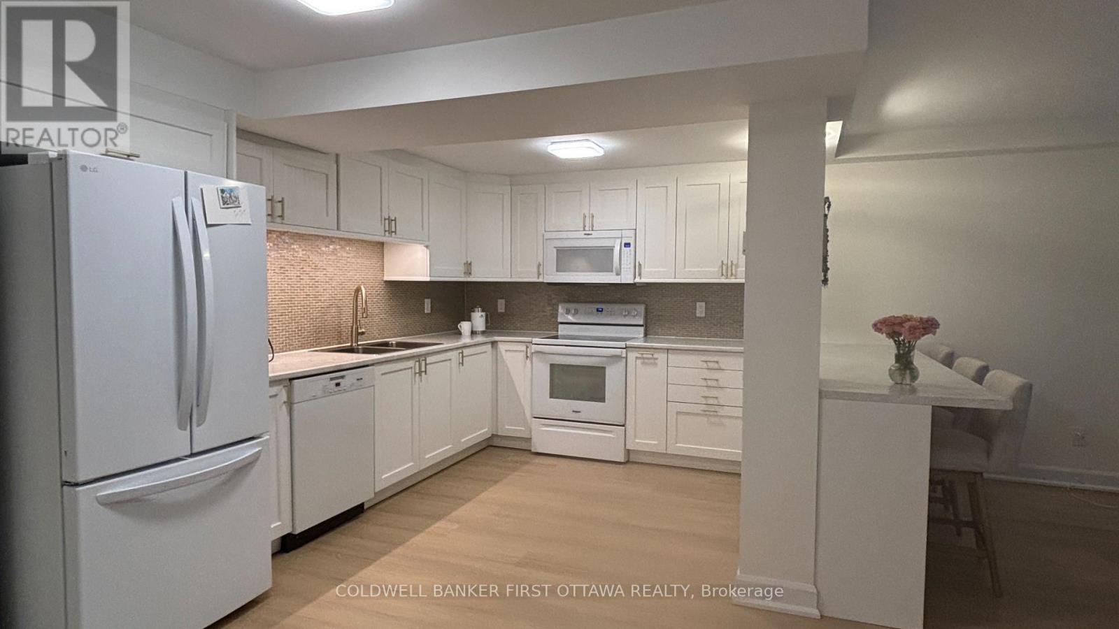 2 Bed, 2 Bath House for Rent in Ottawa – 1A – 142 WAVERLEY STREET, Ottawa – MLS# X13607128 - Image 8